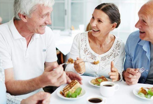 Những cách bảo vệ sức khỏe qua ăn uống